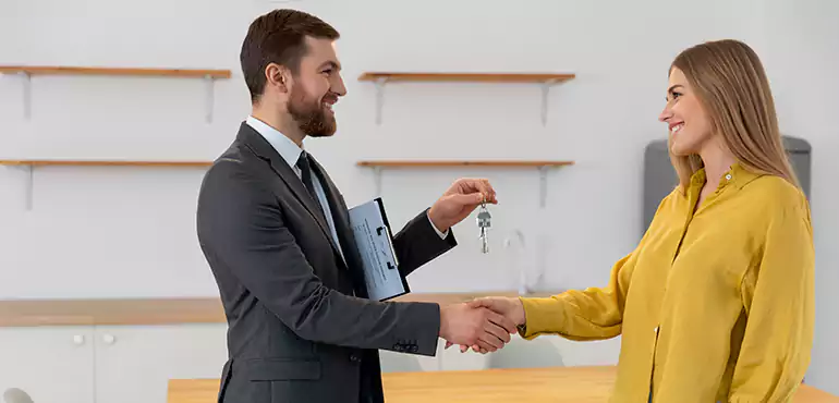 Double Closing Services in Des Moines, IA
