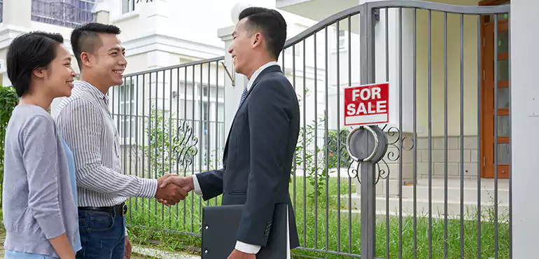 Why Choose Us to Sell Your House in Des Moines, IA?