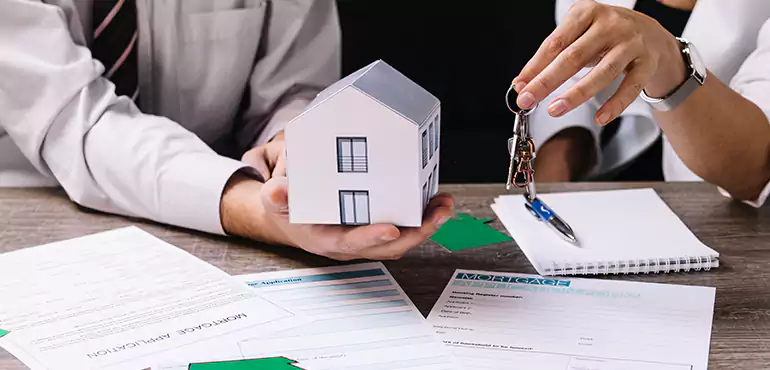 Why Choose Us for Your Real EstWhy Choose Us for Your Real Estate Assignment Deals in Des Moines, IA?ate Assignment Deals?