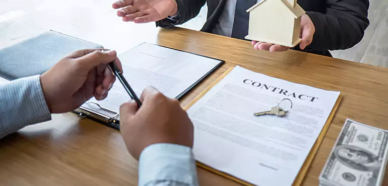 Sell Your House For Cash with Legal Issues Before It’s Too Late in Des Moines, IA