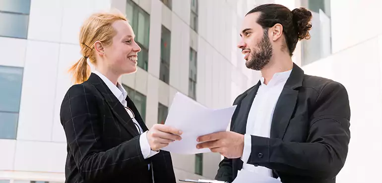 Simple and Legal Ways to Assign a Lease or Contract to the Buyer in Des Moines, IA