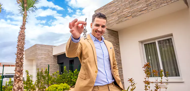 We Don’t Just Buy Houses in Des Moines, IA - We Solve Your Problem