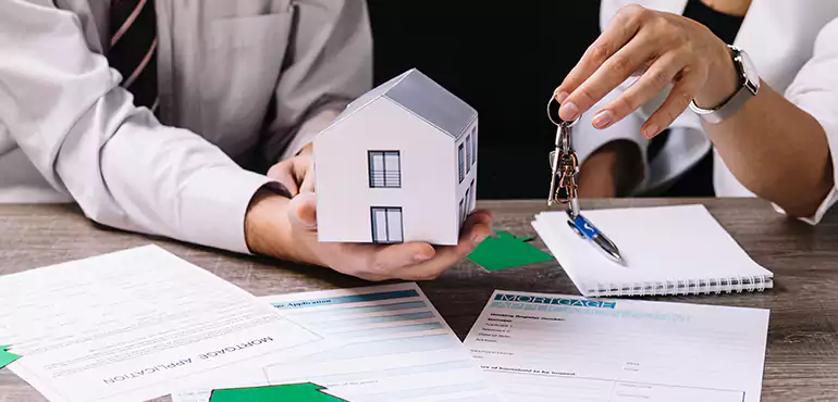 Why Homeowners in Des Moines, IA Choose Our Off-Market Home Buying Process?