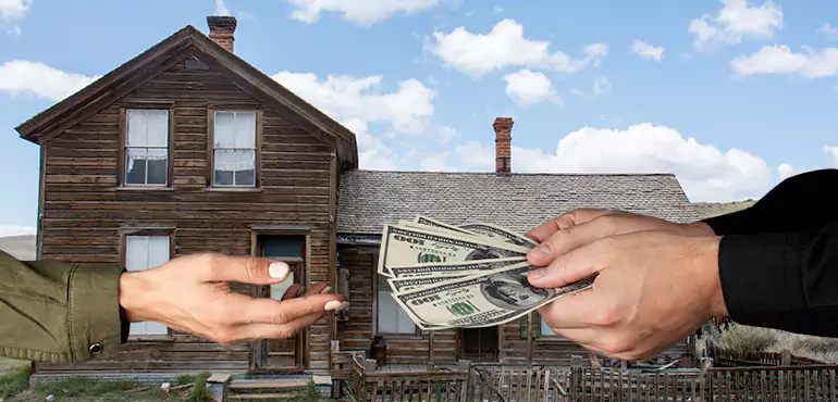 Selling Property Below Market Value in Des Moines, IA