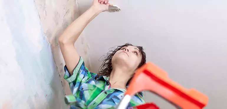 Ready to Get Rid of Your Moldy Des Moines Home? Call Now for a Fast Cash Offer