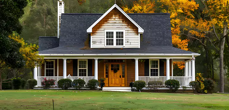 What Types of Properties Do We Buy in Des Moines?